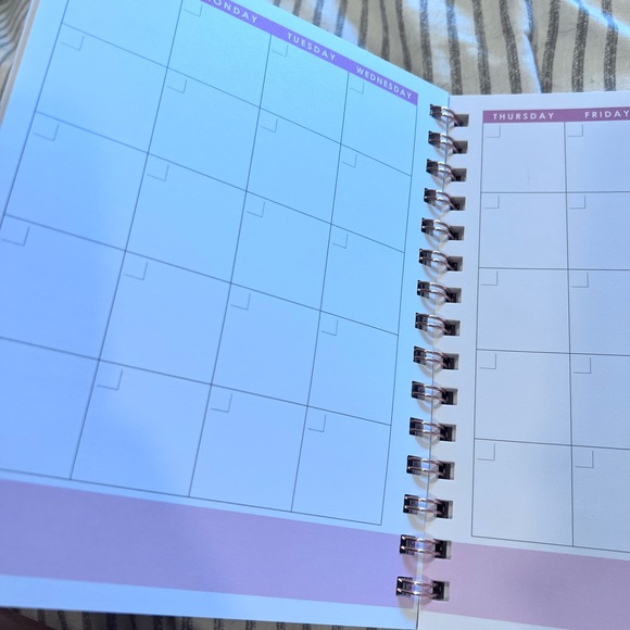 Brand new Wedding Planner by Maeven - Picture 7 of 7